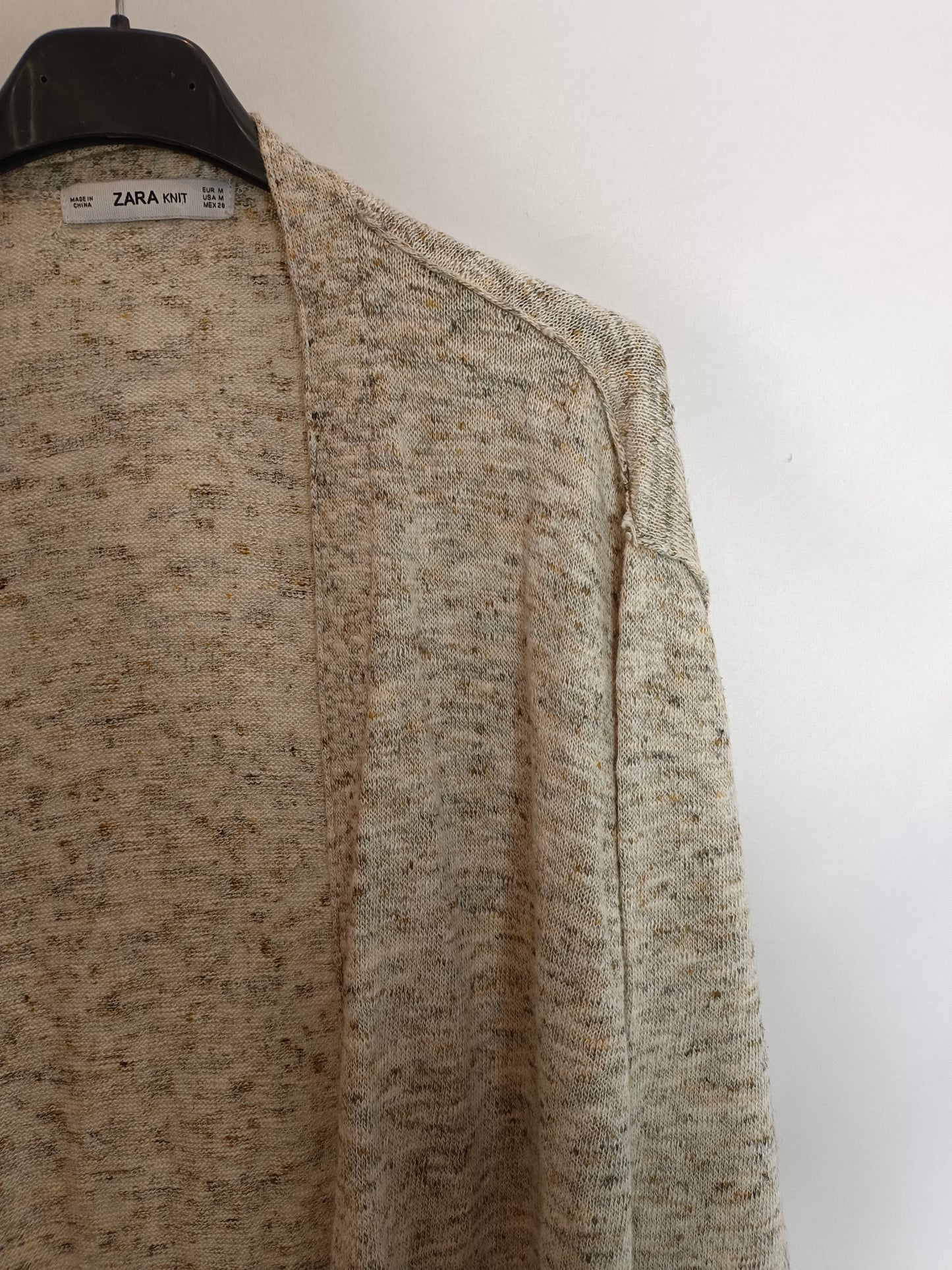 ZARA. Long speckled cardigan Tm