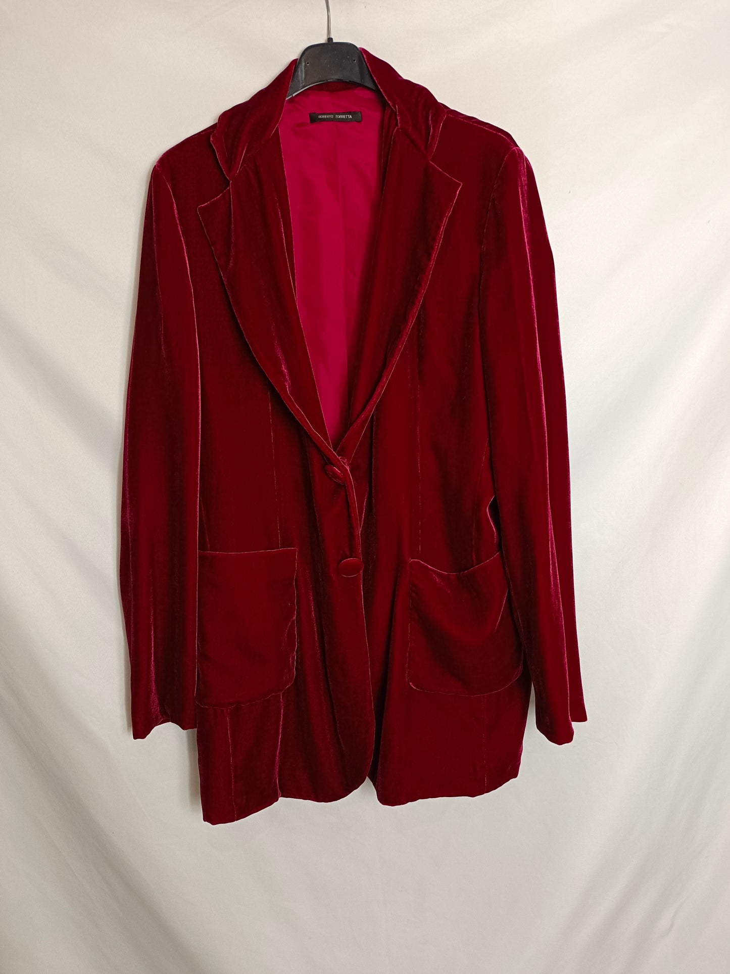 OTRAS. Blazer burdeos terciopelo. TM/L