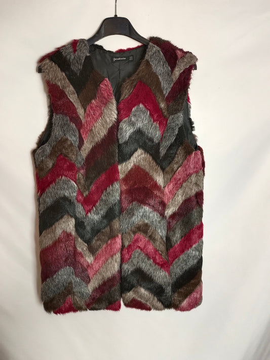 STRADIVARIUS. Chalecos pelo colores T.m
