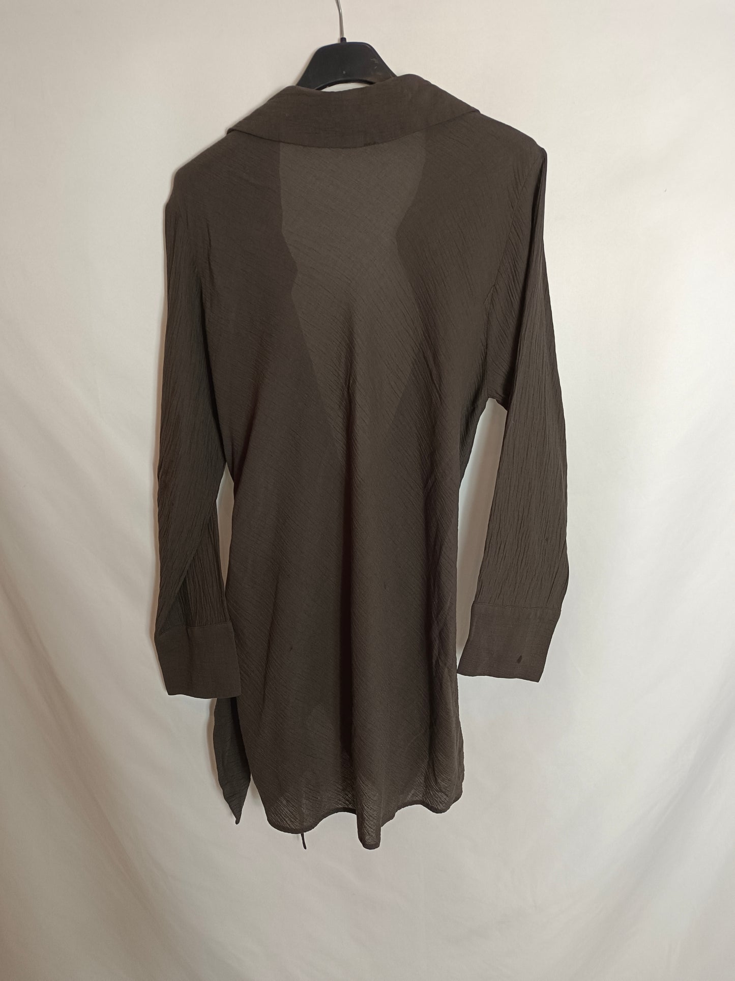 ZARA. Blusa marrón cruzada T.l