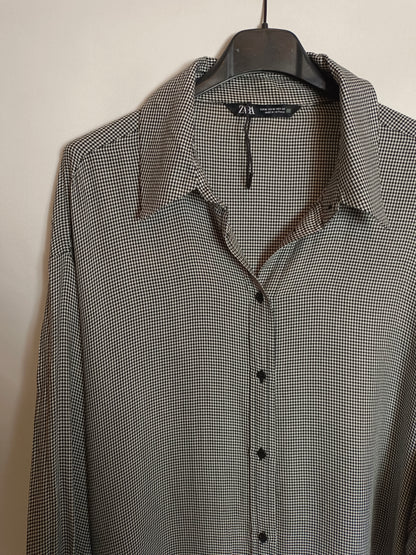 ZARA. Vestido camisero pata de gallo T.m