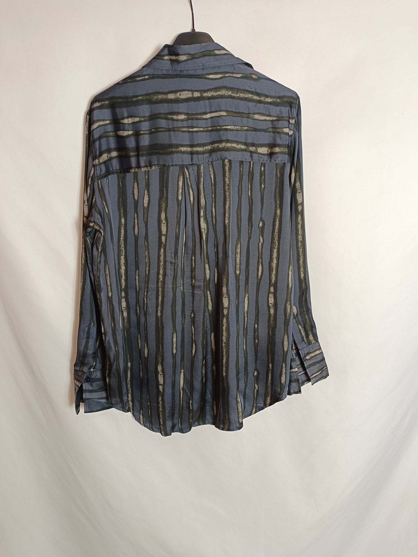 MASSIMO DUTTI. Blue and gray printed blouse, size 38