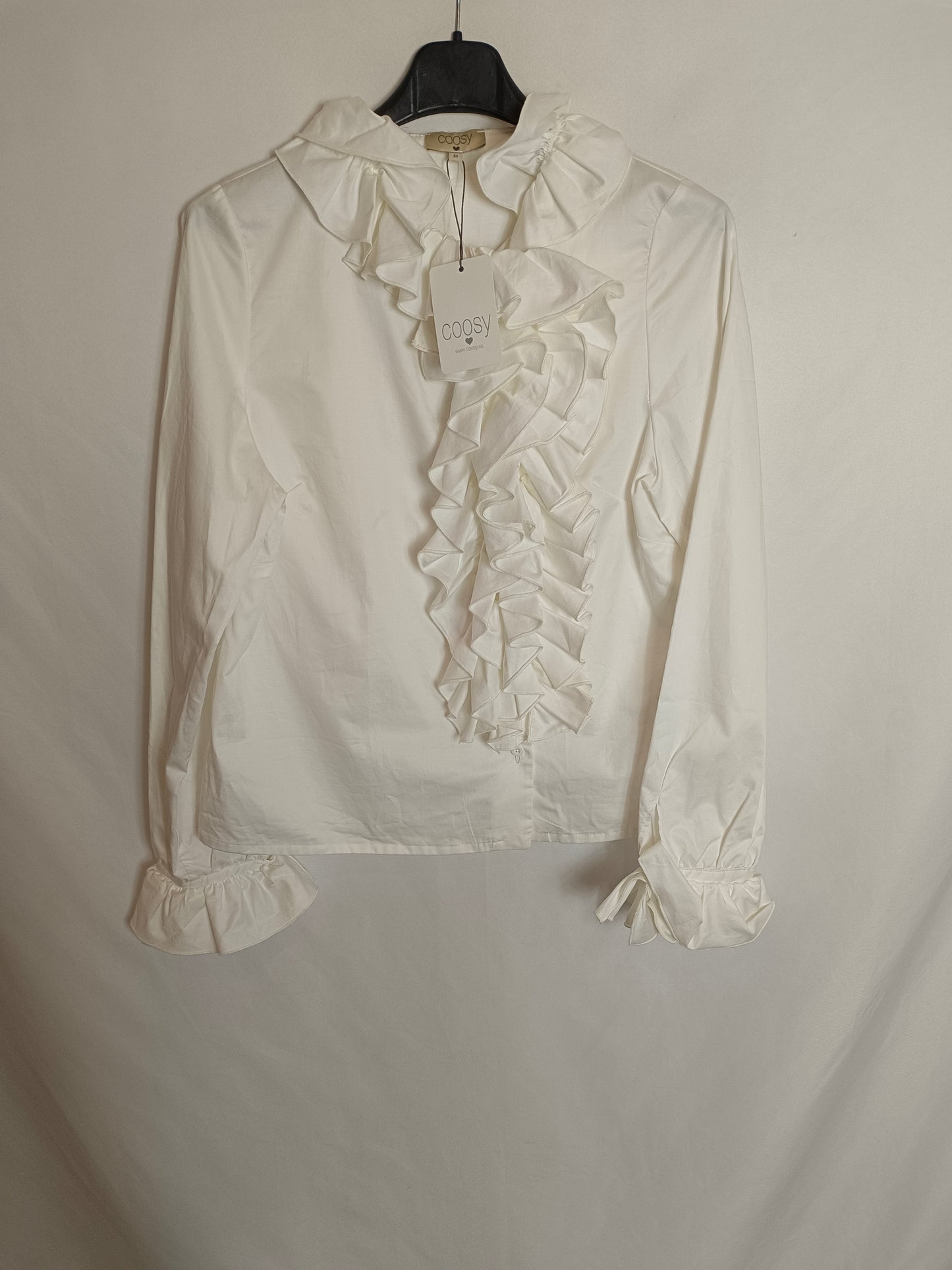 COSSY. Blusa crema volantes T.M