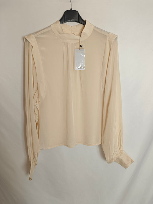 MANGO. Blusa beige fluida T.m