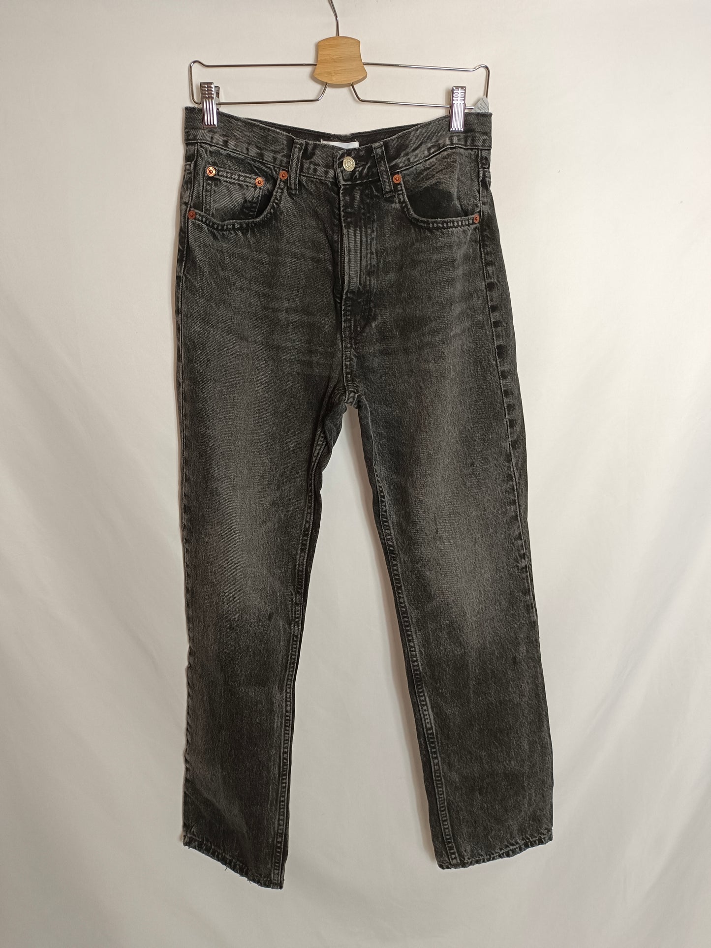 ZARA. Distressed denim trousers, size 38