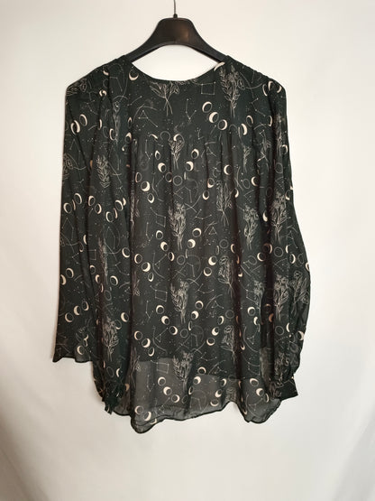 MASSIMO DUTTI. Ts printed black blouse