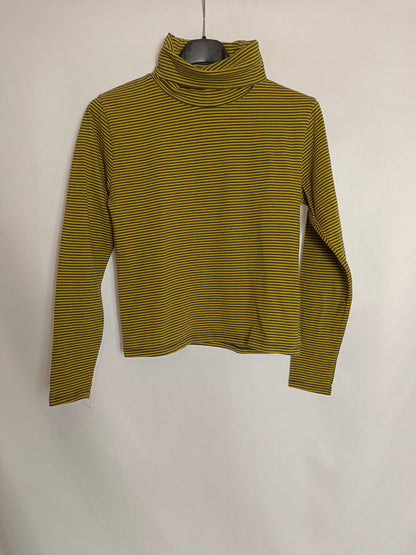 NICOLÍ. Top rayas mostaza T.s