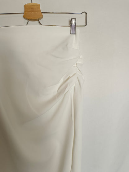 ZARA. Falda midi blanca T.s