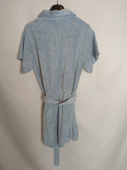 PANTAI PANTAI. Mono azul textura T.s