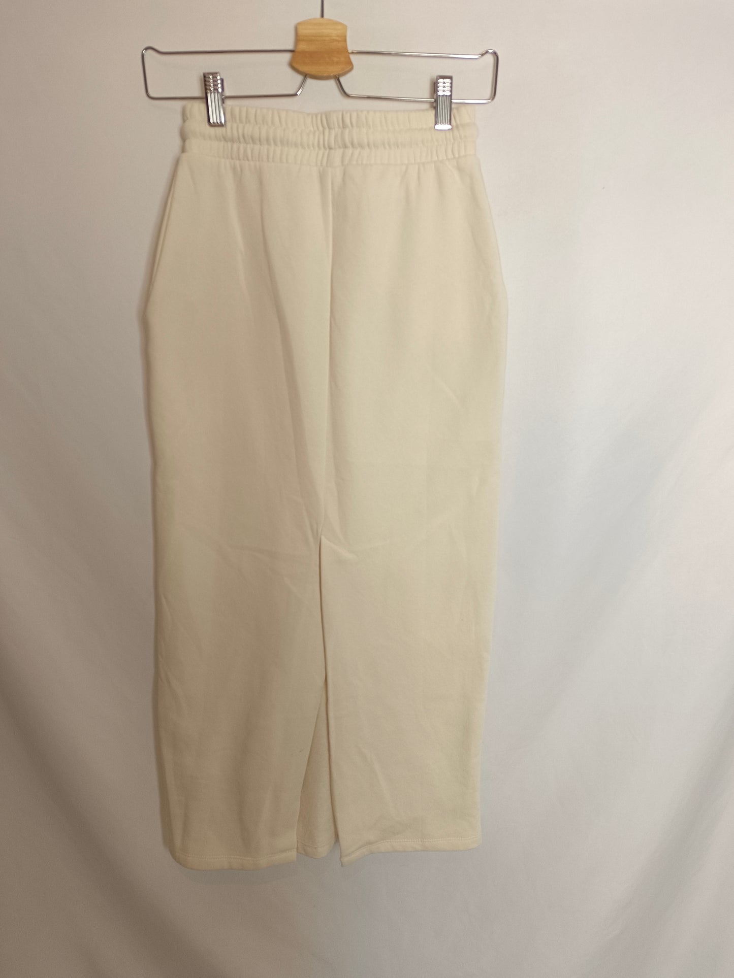 ZARA. Stretch midi skirt Ts