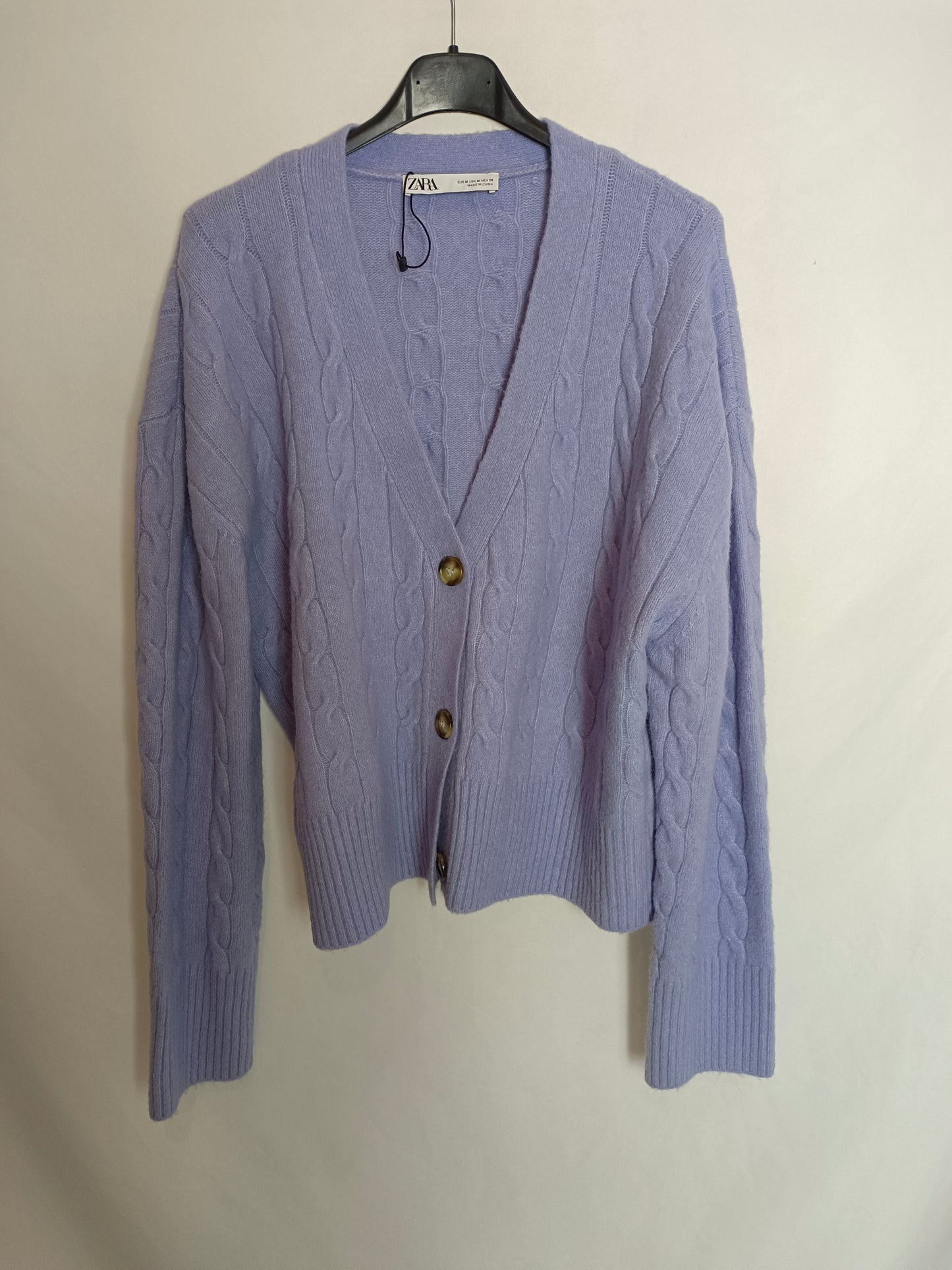 ZARA. Rebeca morada ochos T.m