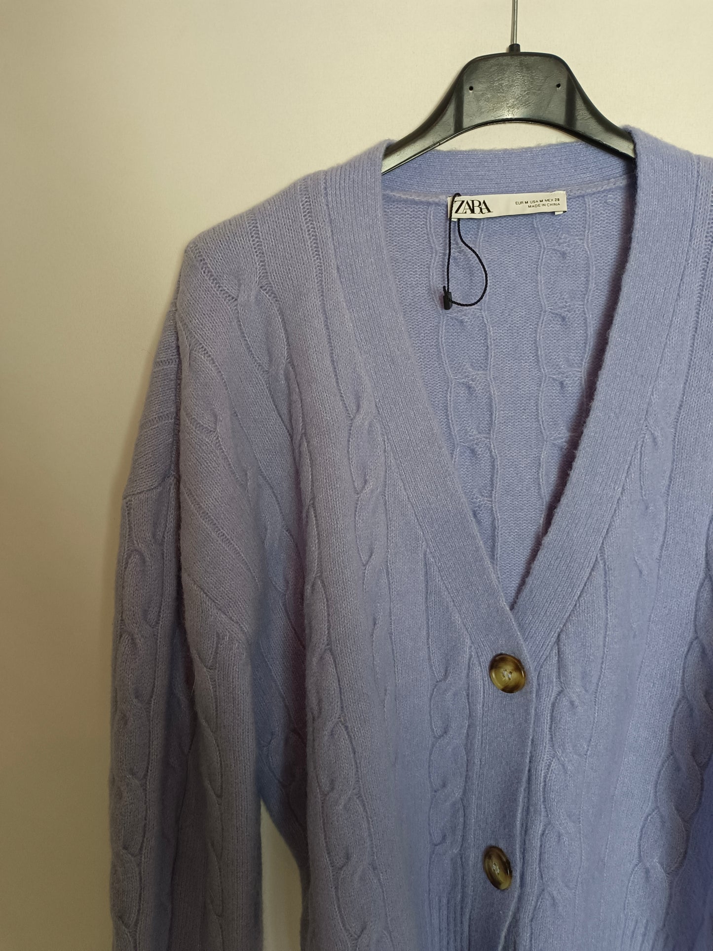 ZARA. Rebeca morada ochos T.m