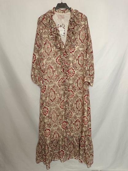 CRISTINA BEAUTIFUL LIVE. Long beige Ts dress