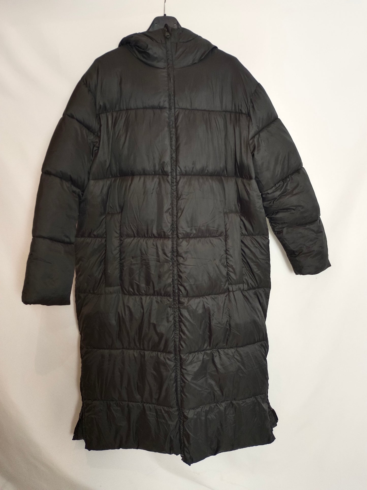 OYSHO. Plumas largo negro T.m