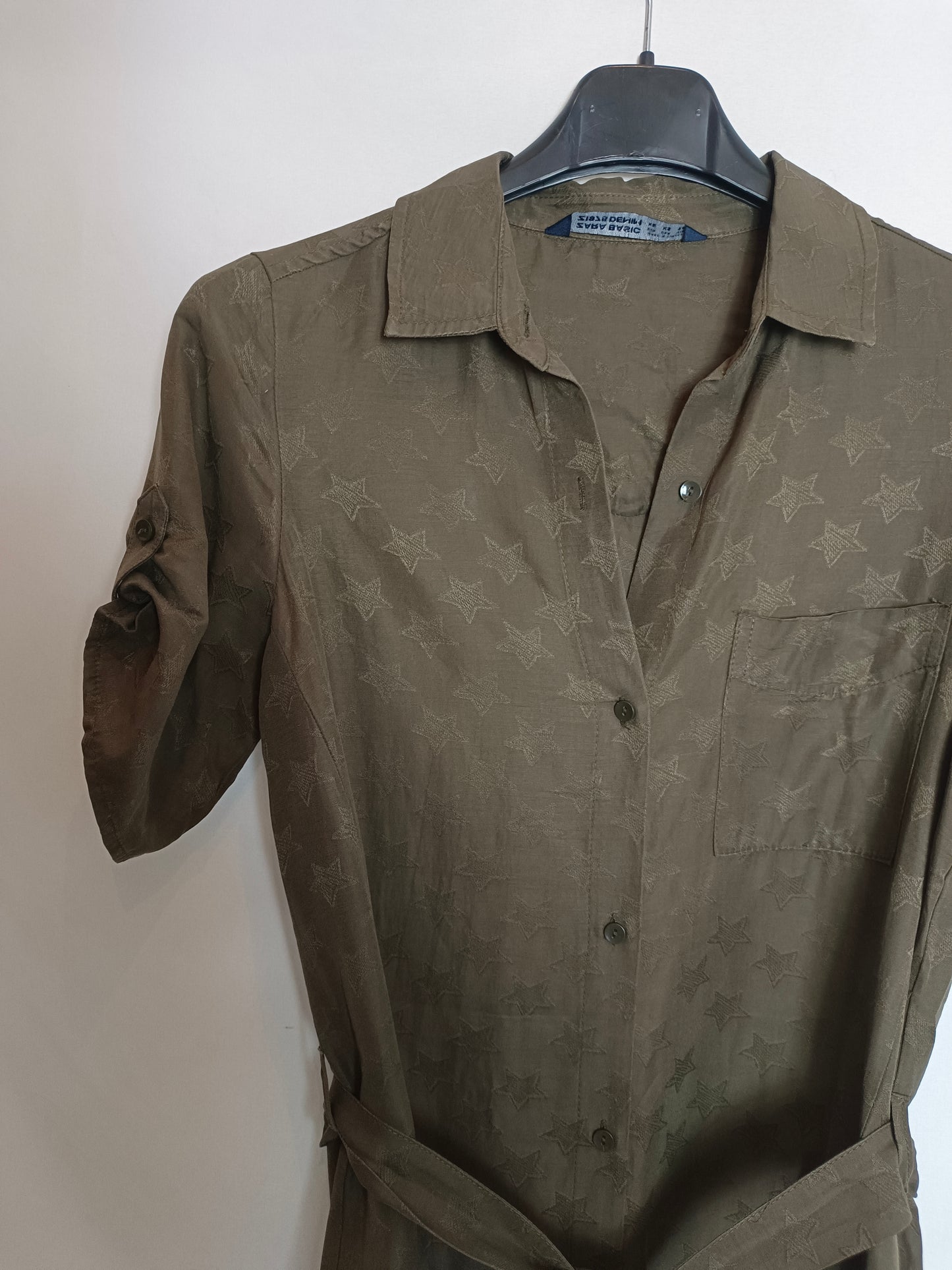 ZARA. Green dress with stars T.xs