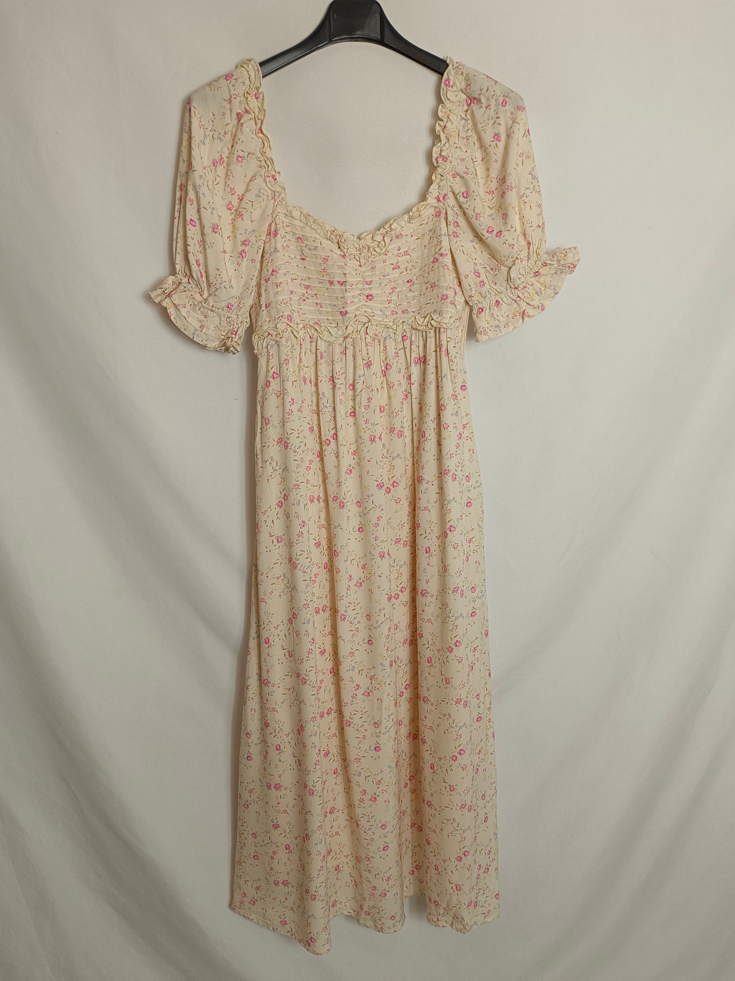 AUGUSTE. Beige floral dress, size 32