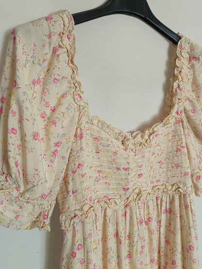 AUGUSTE. Beige floral dress, size 32