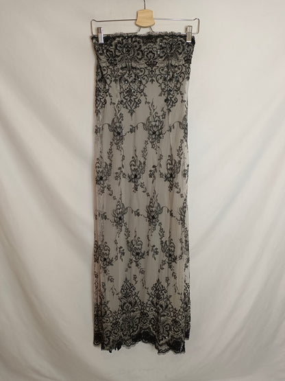 AMAYA ARZUAGA. Vestido tull bordado T.40(s)