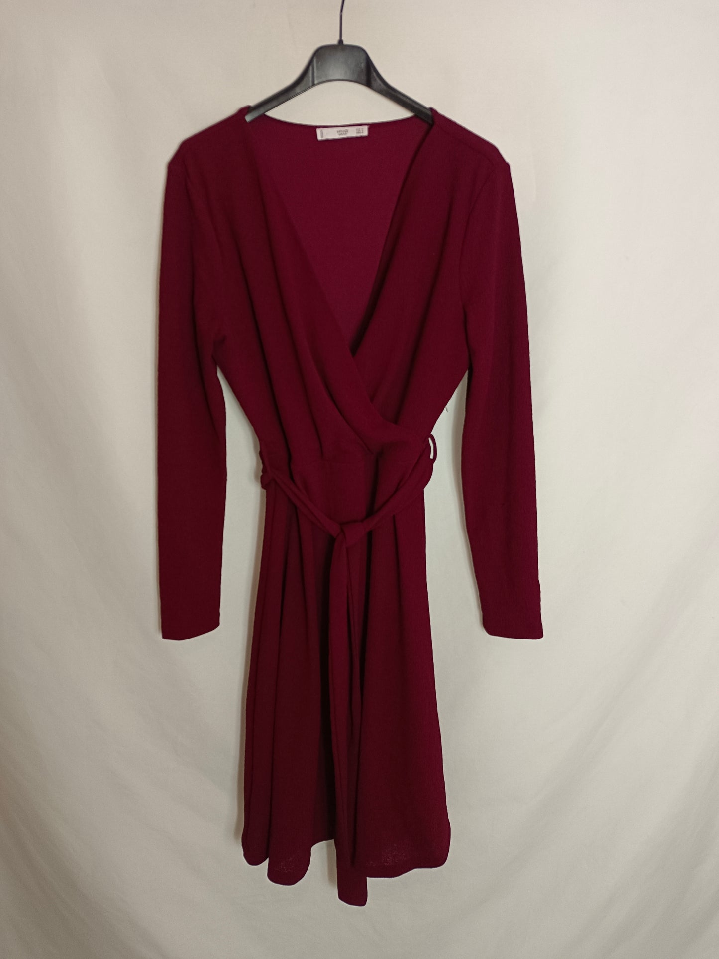 MANGO. Vestido midi burdeos T.m