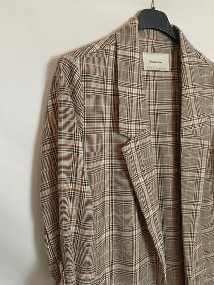 STRADIVARIUS. Chaqueta fina cuadros T.m