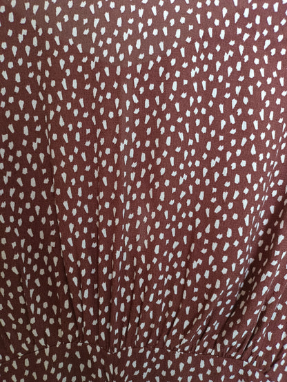 ZARA. Vestido burdeos fruncido T.m