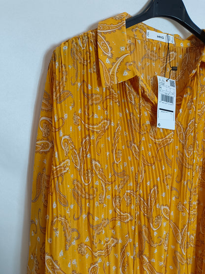 MANGO. Blusa amarilla estampada T.m