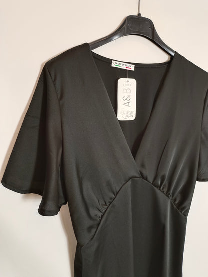 A&B SHOP.  Vestido negro satinado Tu(s)