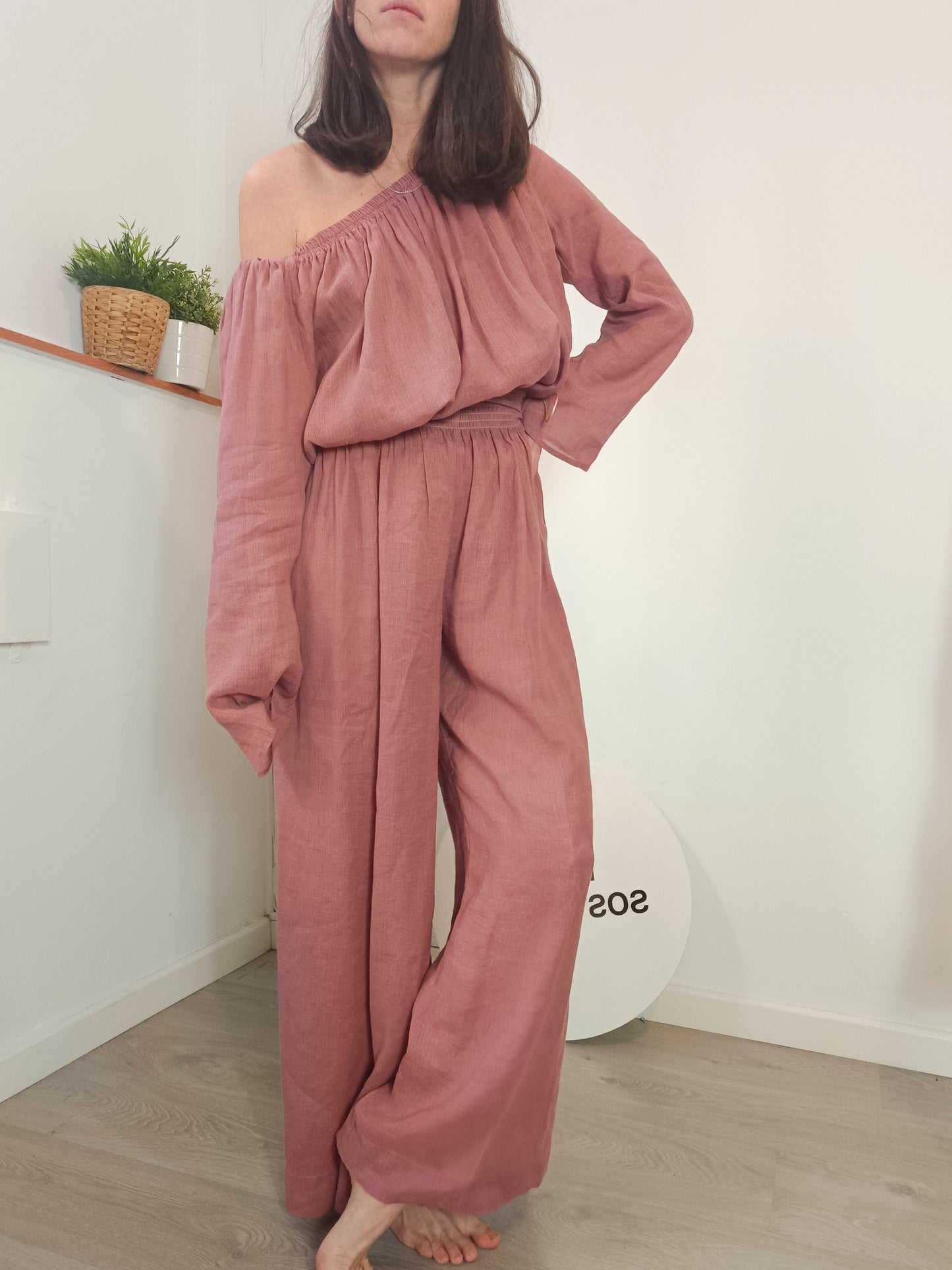 FORTE FORTE. A total look with a flowing pink blouse and trousers. Size 2(S)