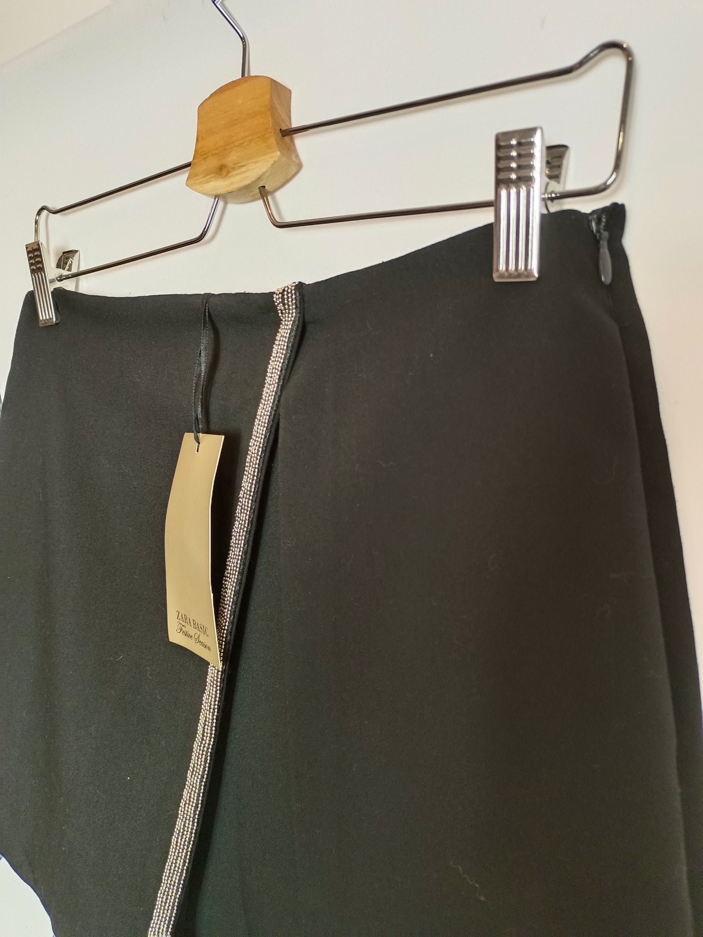 ZARA. Falda pantalón negro detalle T.m