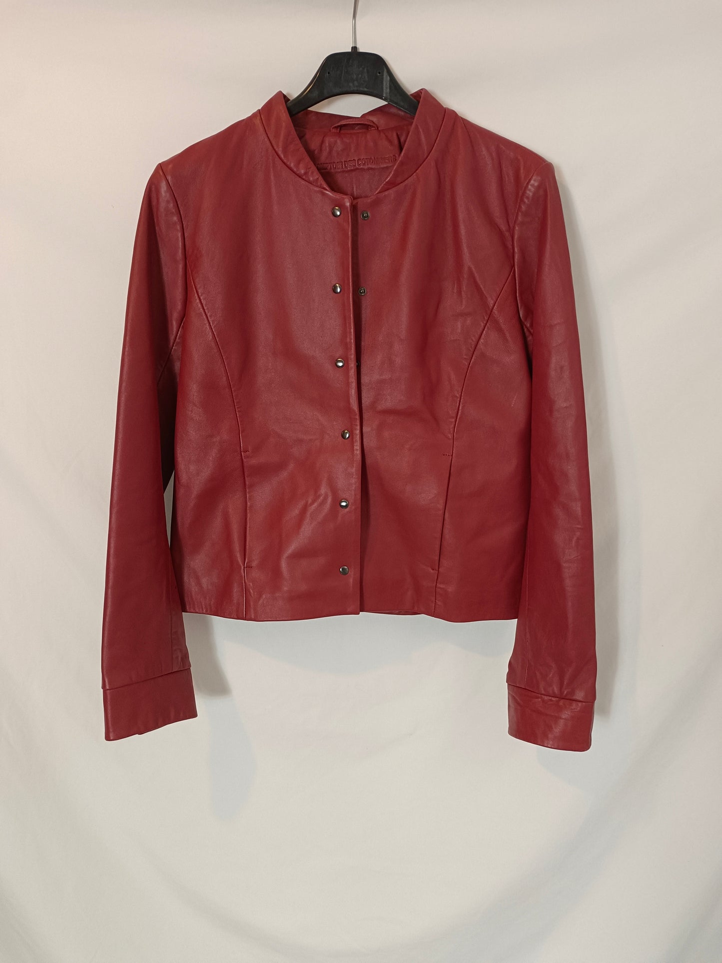 COMPTOIR DES COTONNIERS. Chaqueta roja piel  T.S (Tara)