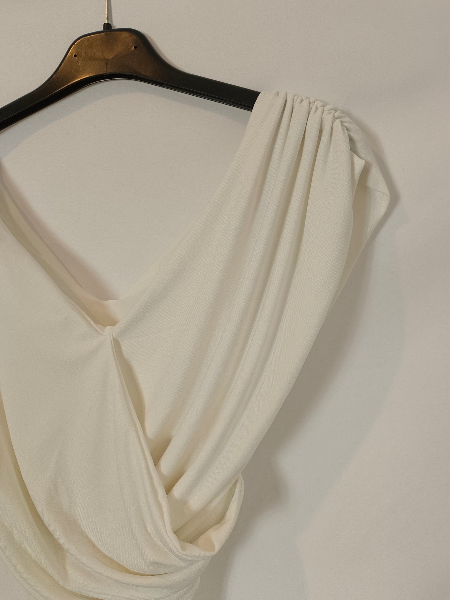 OTRAS. Top blanco escote cruzado TU(S)