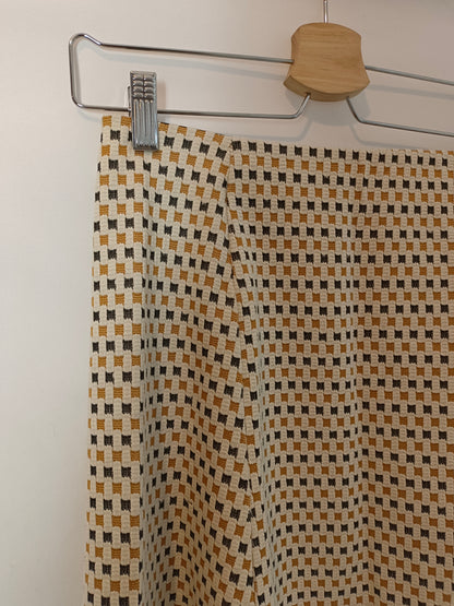 PULL&BEAR. Falda corta cuadros T.m