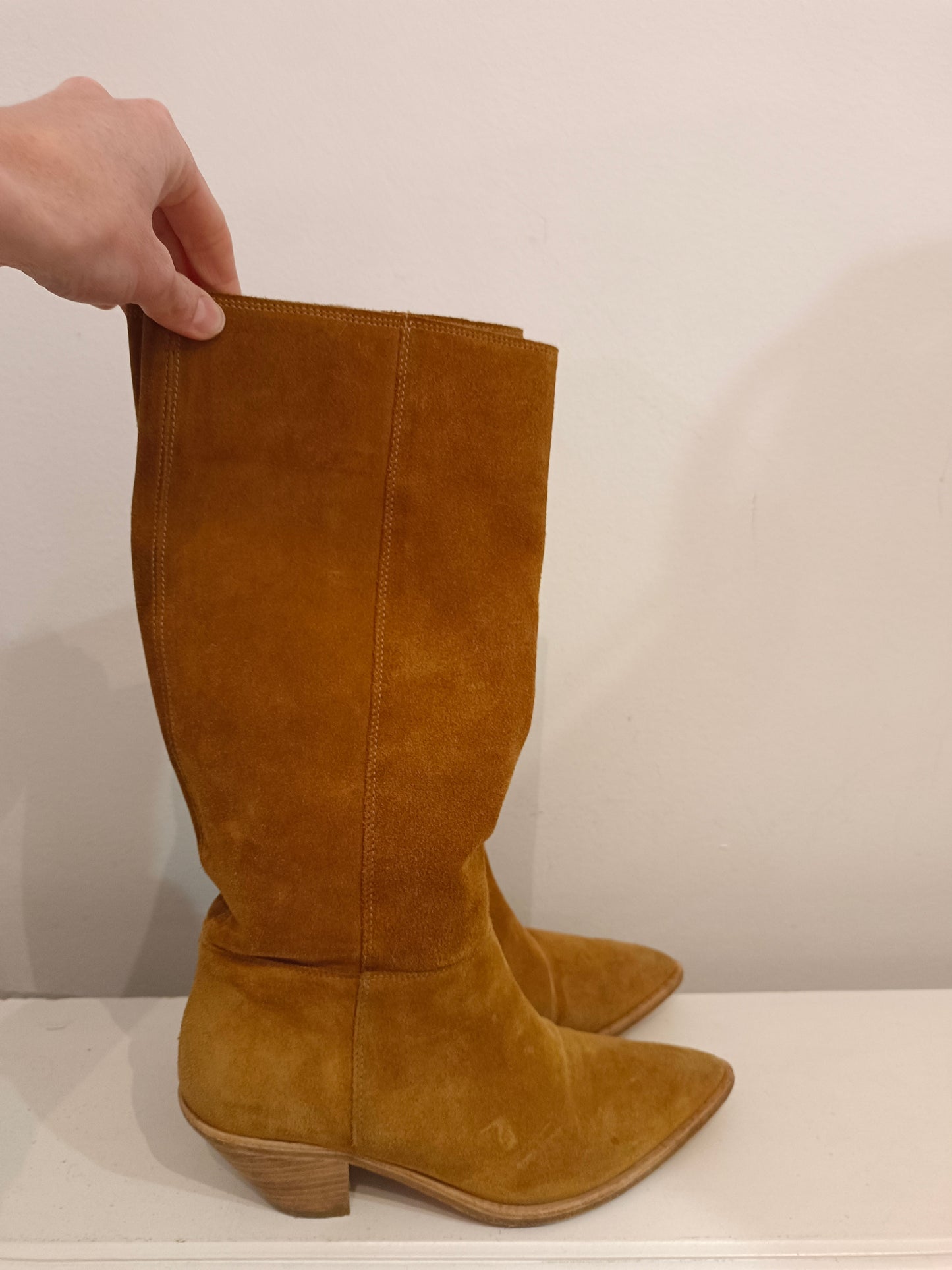 BA&SH. botas camel de piel T.39