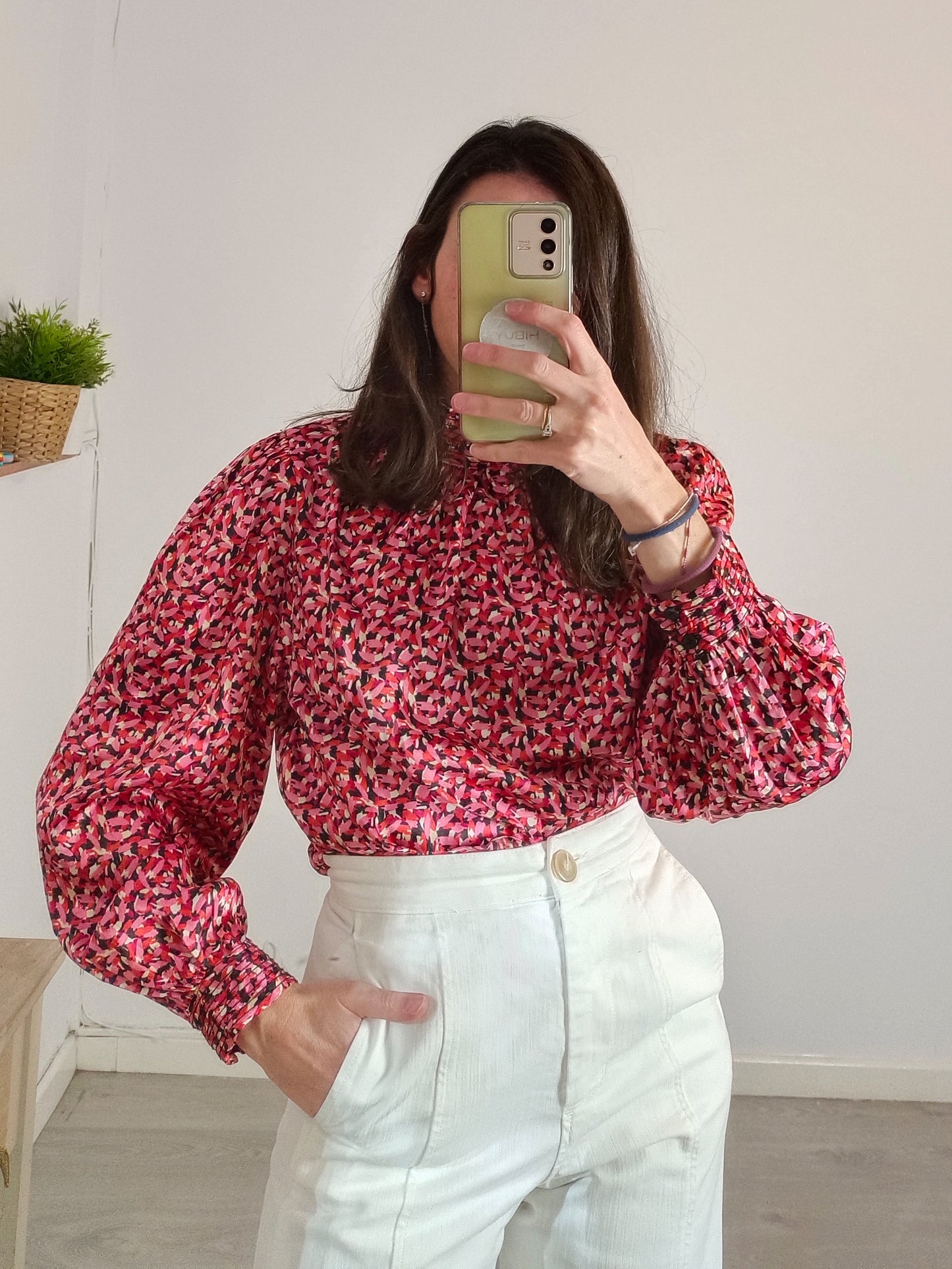 SFERA. Rose print satin blouse. T.S.