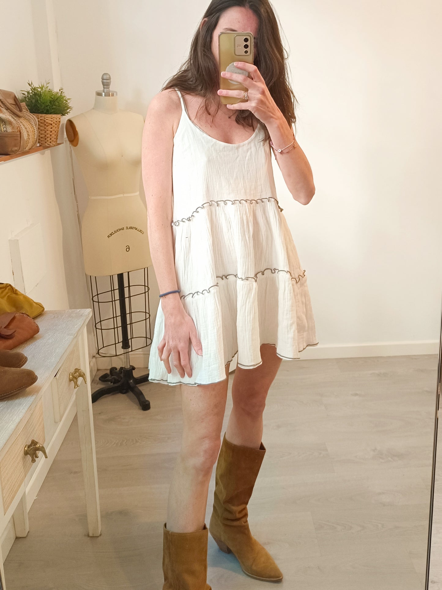 DEKIEN. Vestido blanco fluido Tu(s)