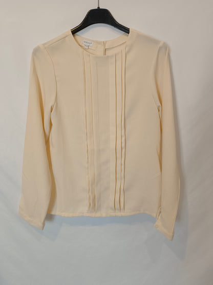 GOCCO. Flowy beige blouse, size 11-12 years