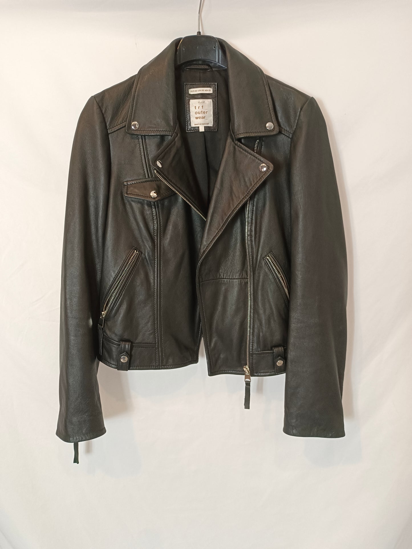 ZARA. Black leather biker jacket T.xs