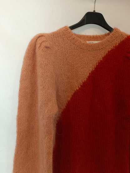 ZARA. Two-tone Ts sweater