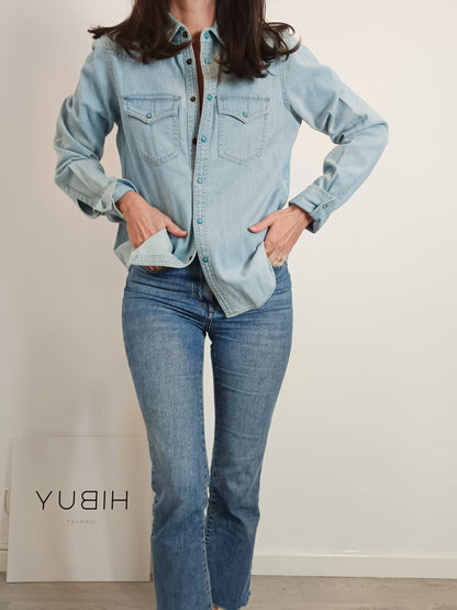 BANANA REPUBLIC. Denim shirt with button detail. TS