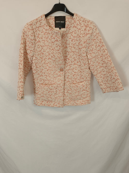 DENNY ROSE. Chaqueta rosa bordada T.s