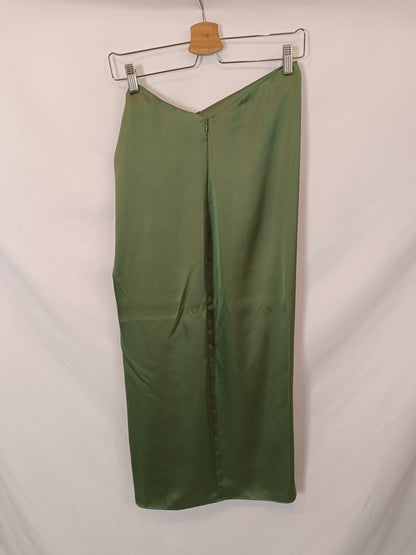 ZARA. Total satin green look Ts