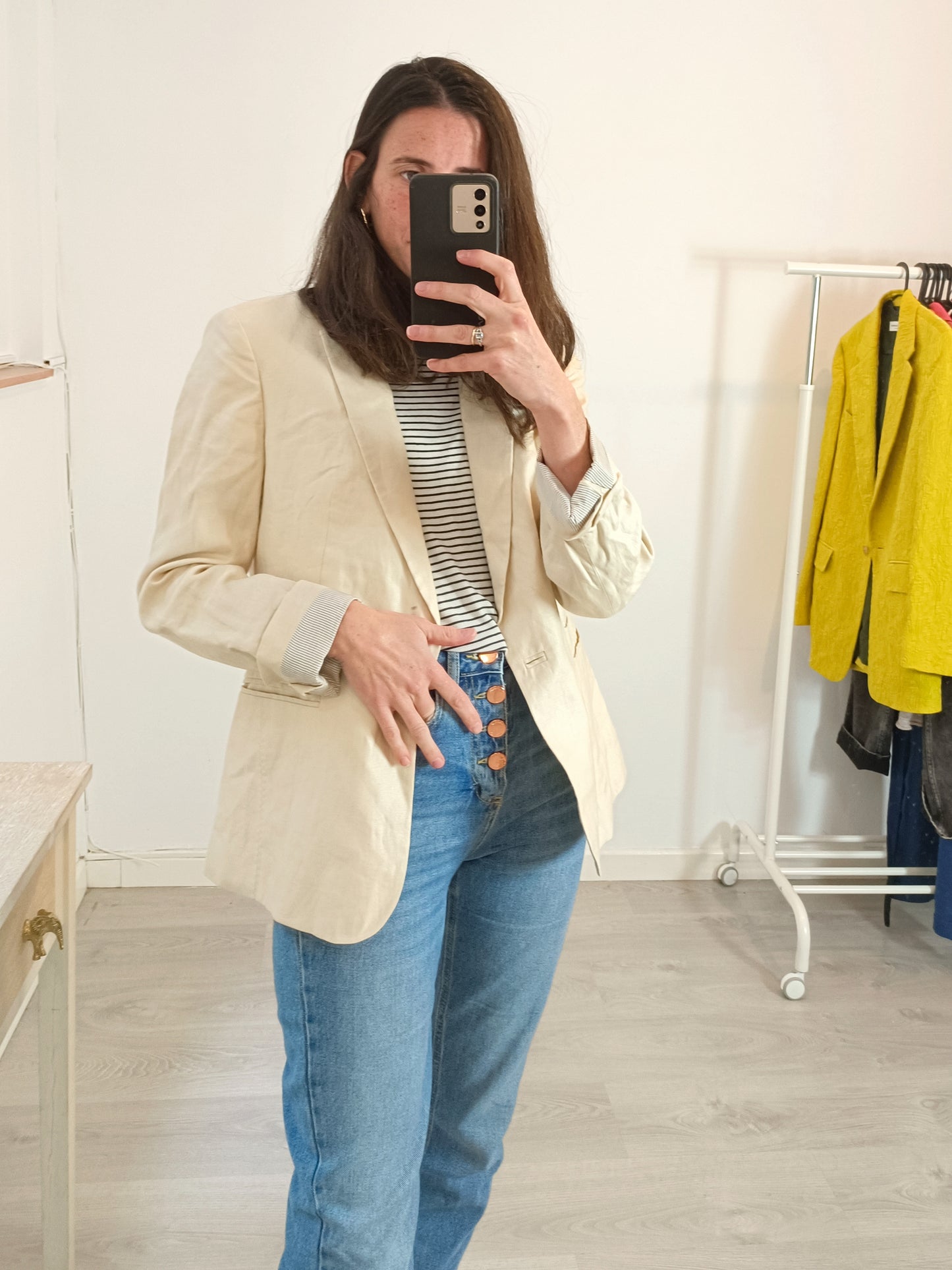 MASSIMO DUTTI. Blazer lino beige textura. T 42