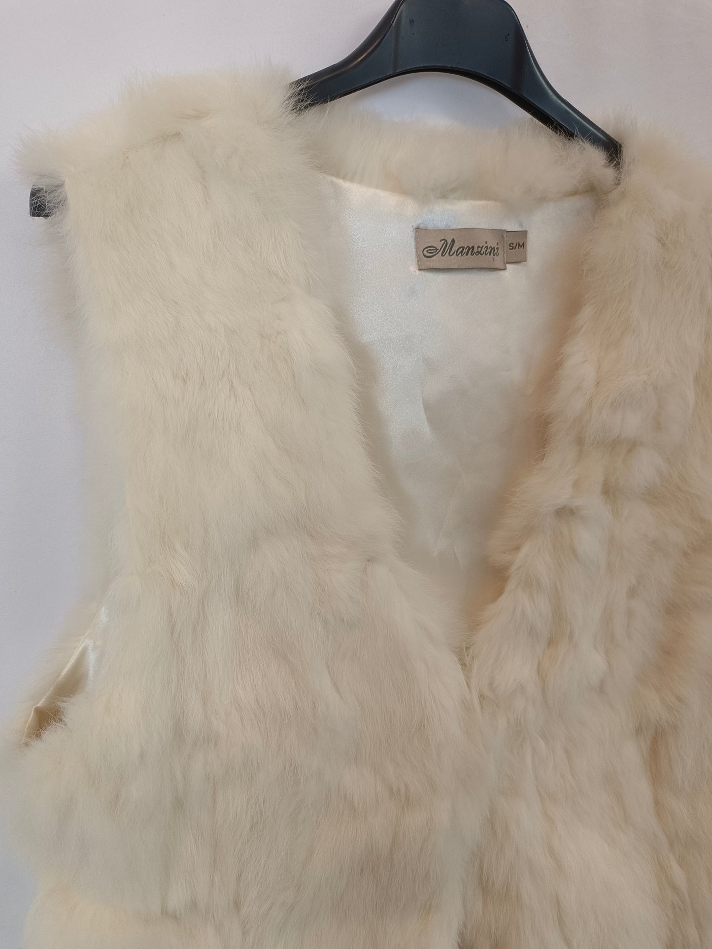 MANZINI. Chaleco de pelo beige T.s/m