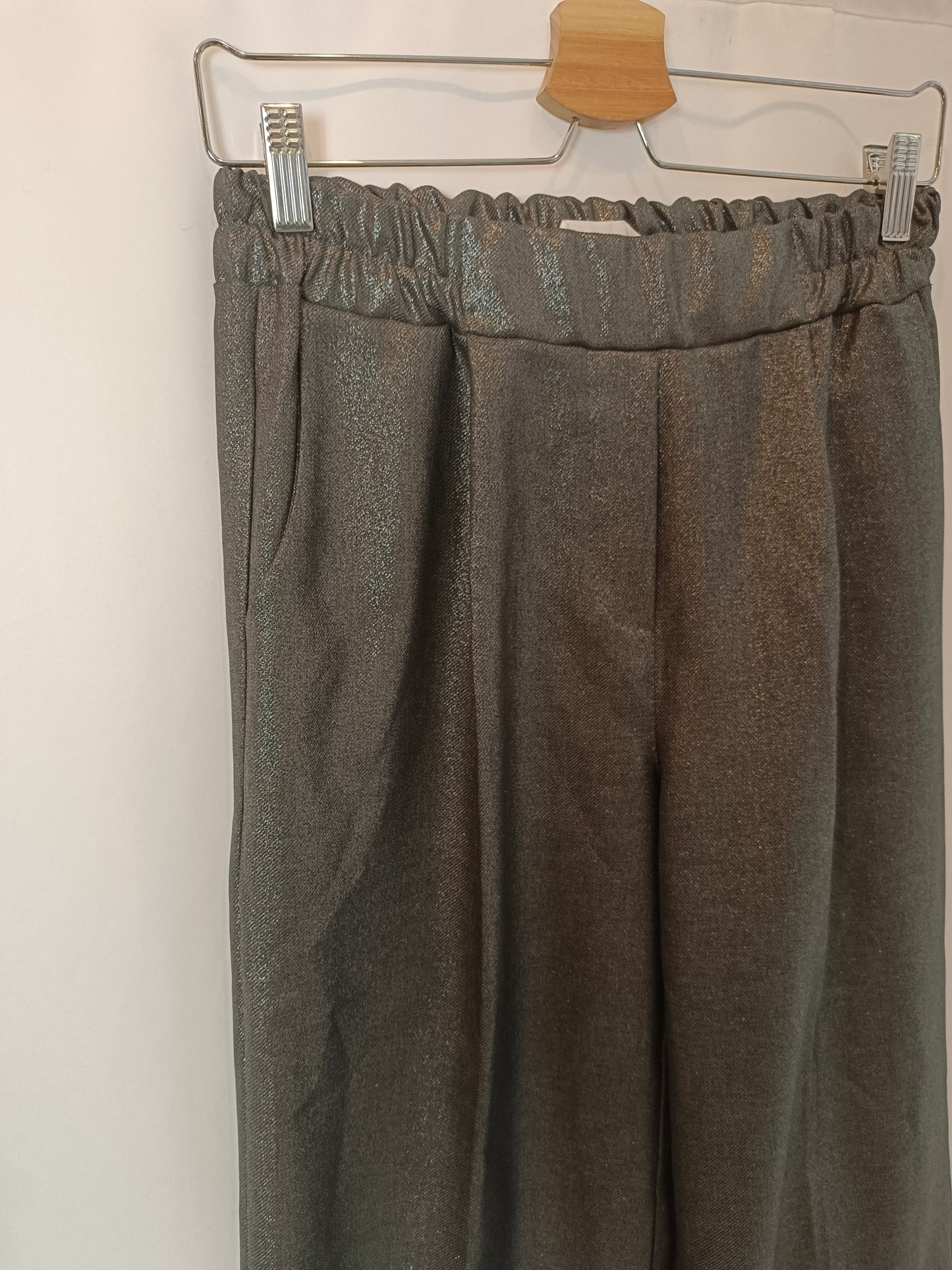 AMEÉ. Pantalón gris hilos T.l