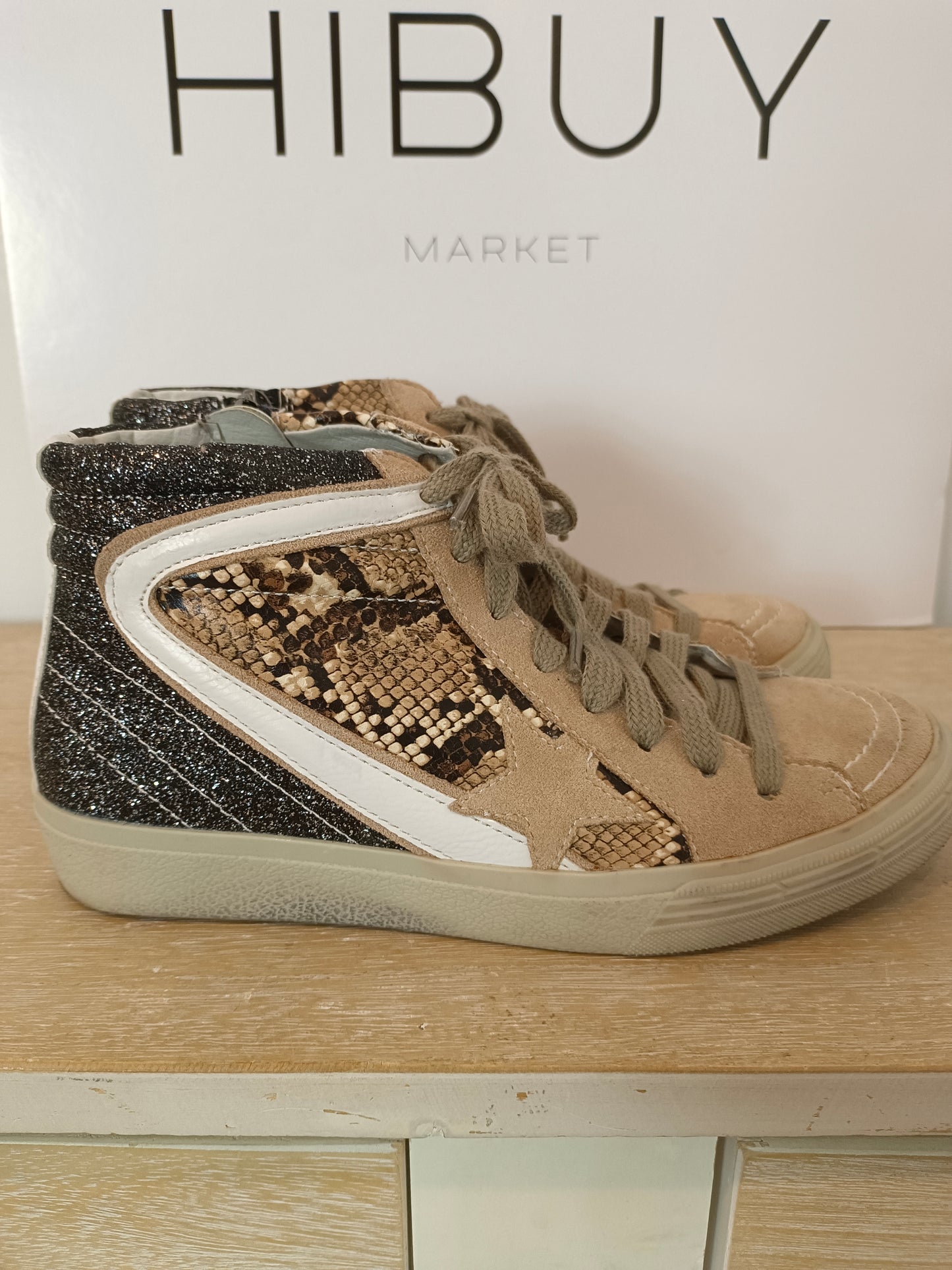 OTHERS. Ankle boots size 38