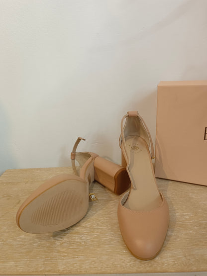 BIMANI. Zapatos rosas tacón T.38