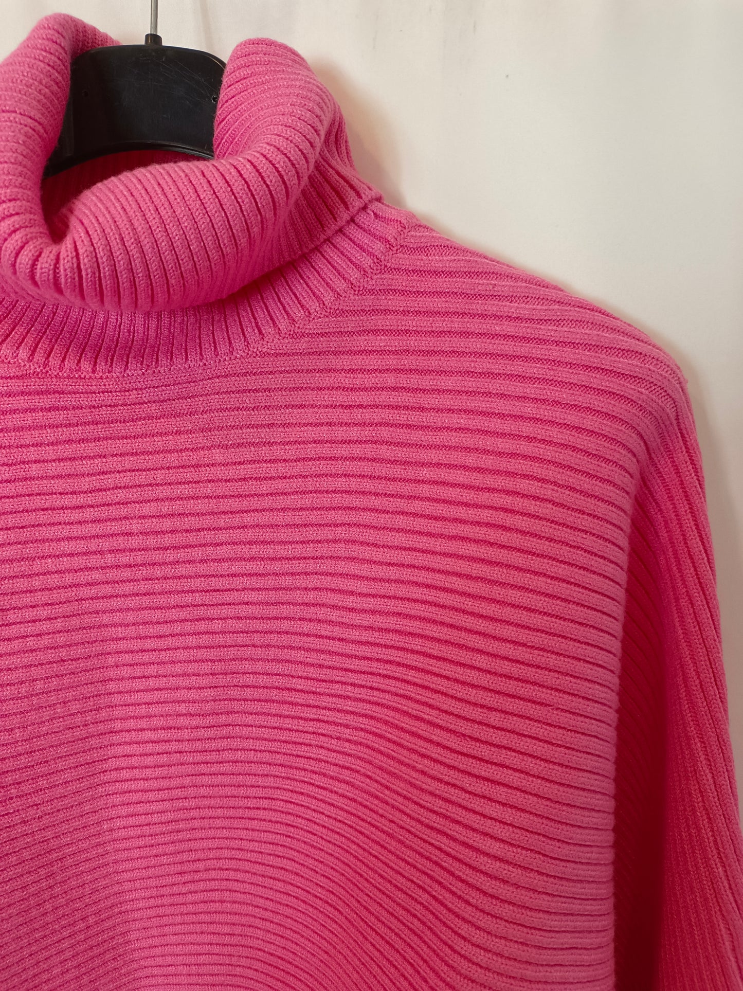 ZARA.Total look rosa de canalé T.m