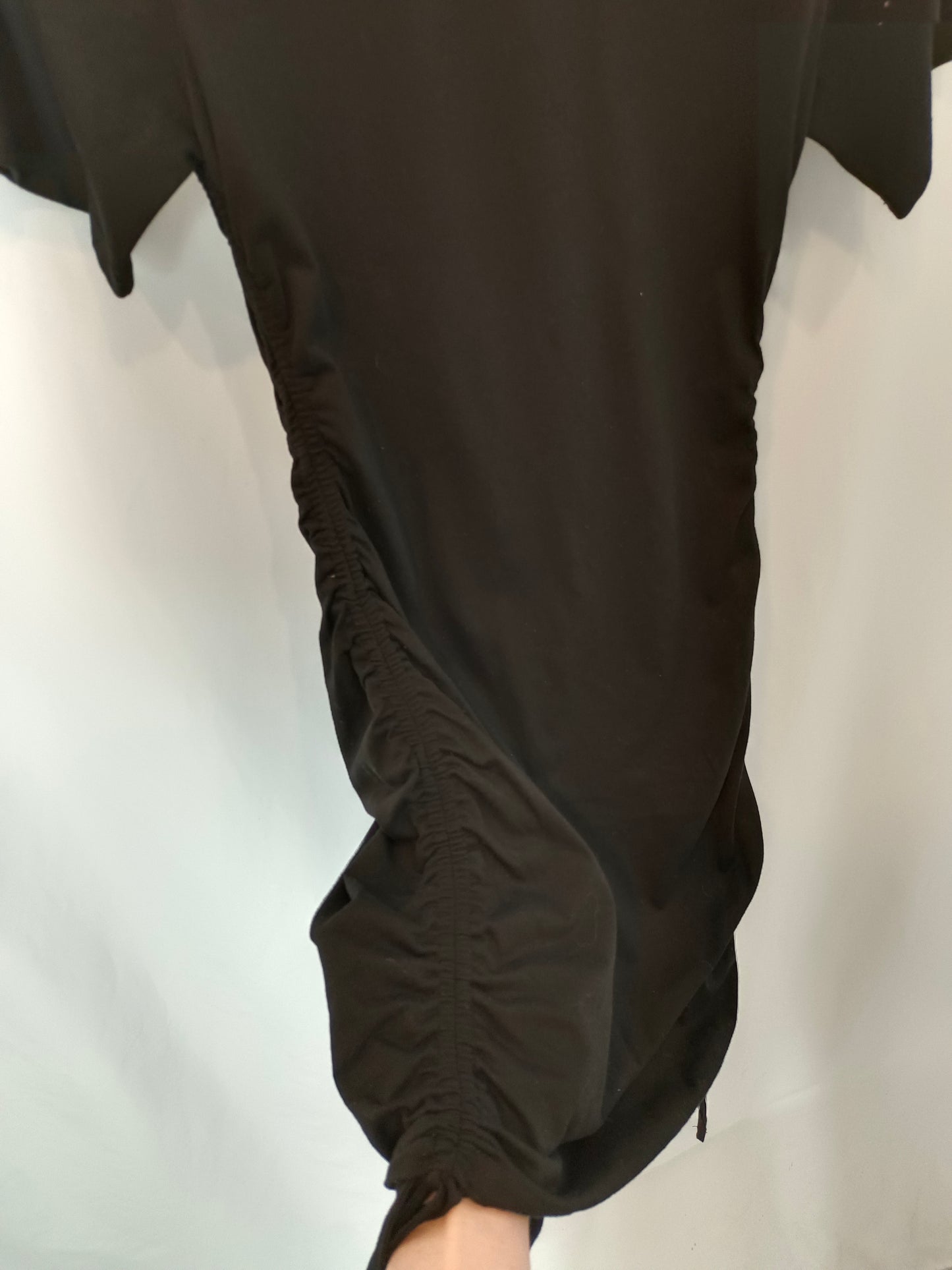 LOAVIES. Vestido negro corto fruncidos. T XS