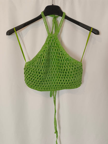 BERSHKA. Green Crop Top Ts