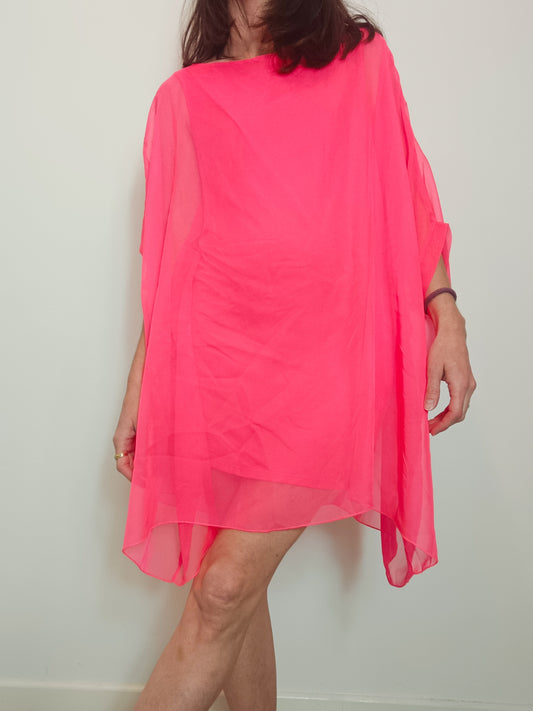 CALZEDONIA. Flowy pink Ts dress